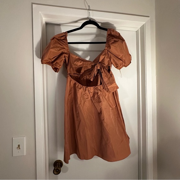 Wilfred crepe mini dress - Picture 3 of 3